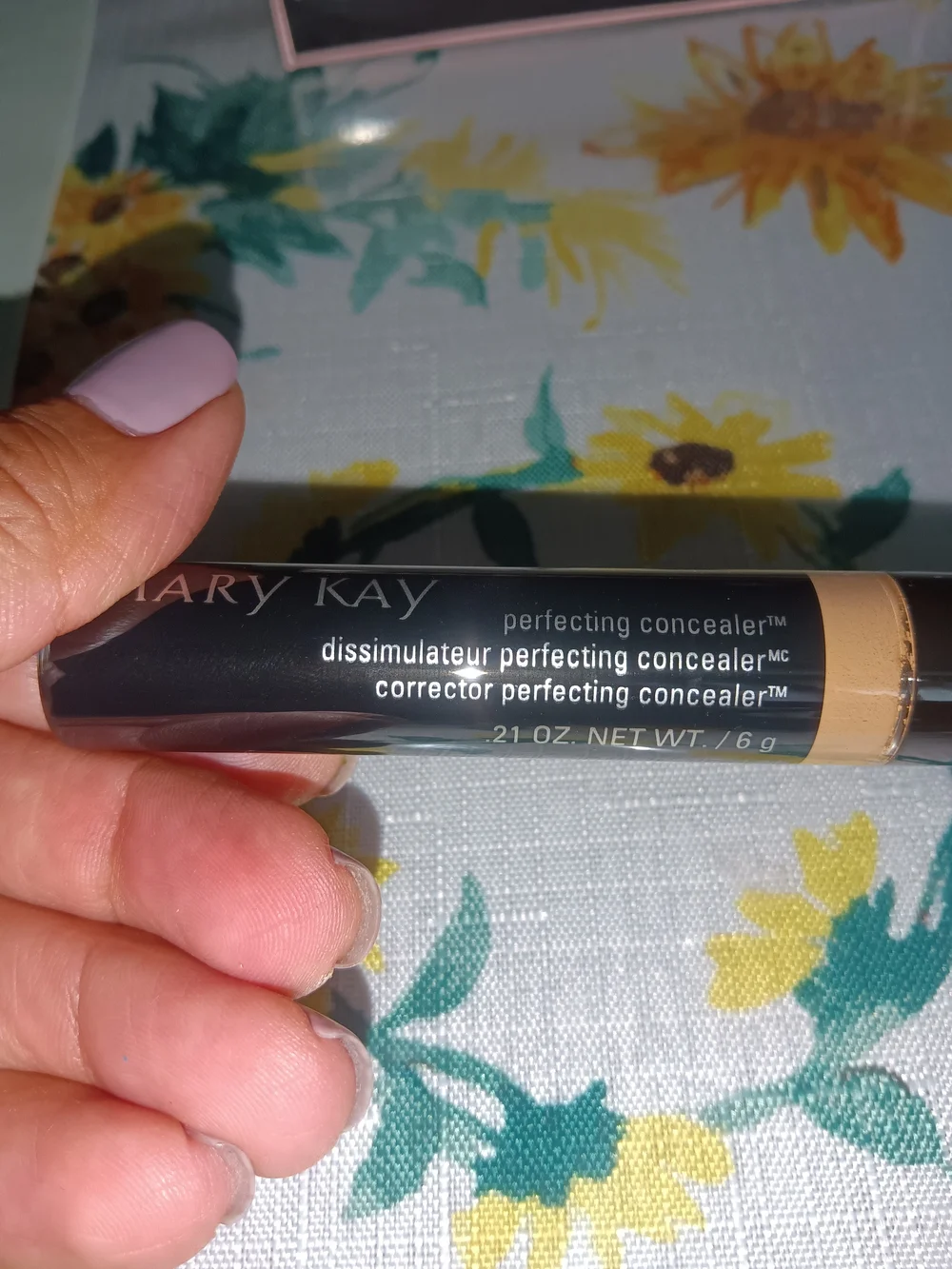 Mary Kay creamy concealer